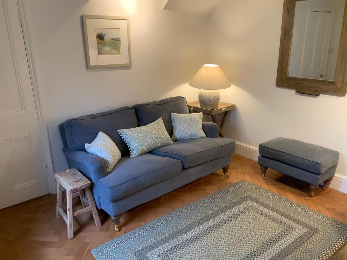 Masons Cottage, An Idyllic Retreat In An Area Of Outstanding Beauty, Close To Blenheim Palace, Oxford & The Cotswolds Stonesfield Exterior foto